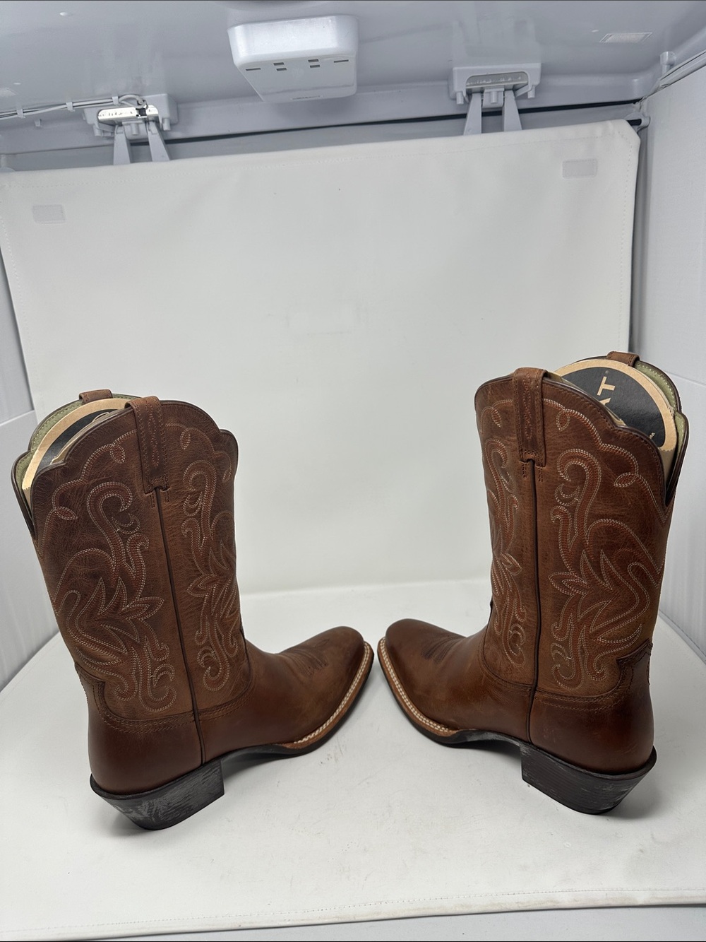 Ariat boots Size 8B - Picture 6 of 9